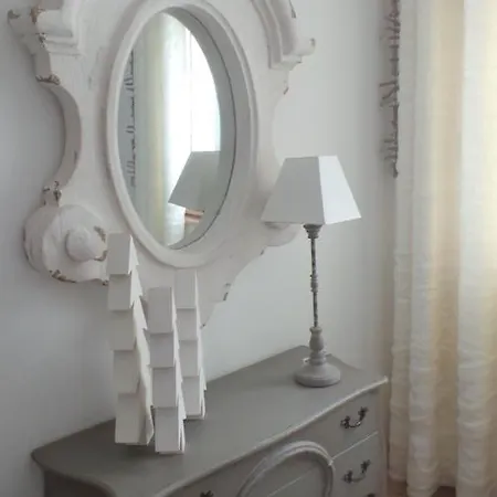 Spacious And Stylish Flat At The Foot Of The Mont-blanc Ideal For In Out Les Houches